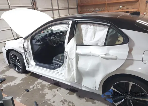 2020 Toyota Camry Xse V6 z USA, uszkodzony, nr VIN 4T1KZ1AK7LU036345